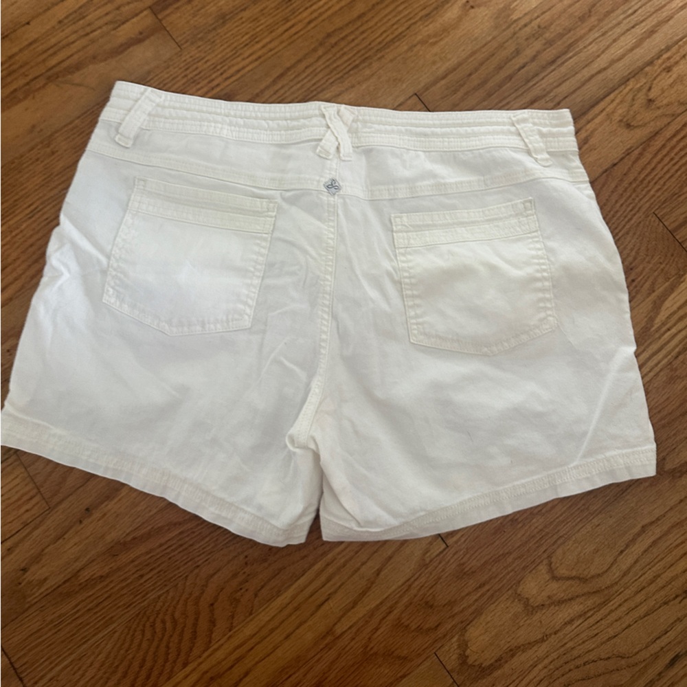 Prana Women's White Cream Cargo Shorts size 14 organic cotton - Picture 3 of 4